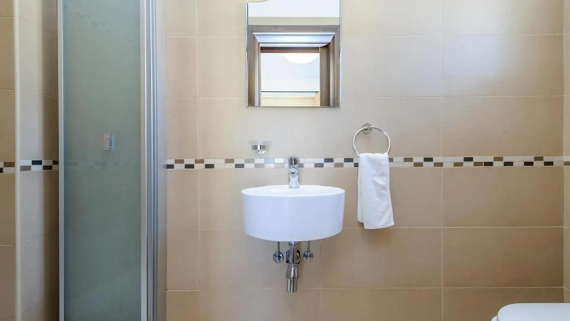 Villa Leoforos Dyo, Modern 3Bdr Protaras Villa With Pool, In The Centre Of Protaras 0*,  Cipro